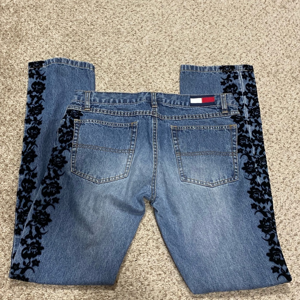 TH Size 11 or large